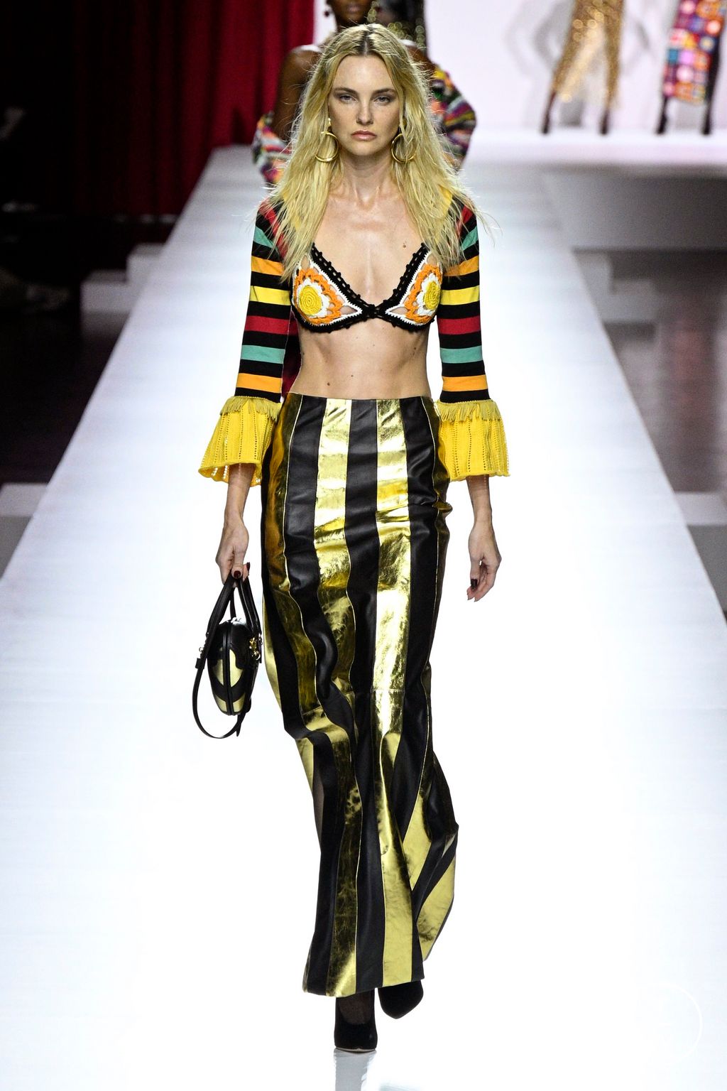 Fashion Week Milan Spring/Summer 2024 look 18 from the Moschino collection womenswear
