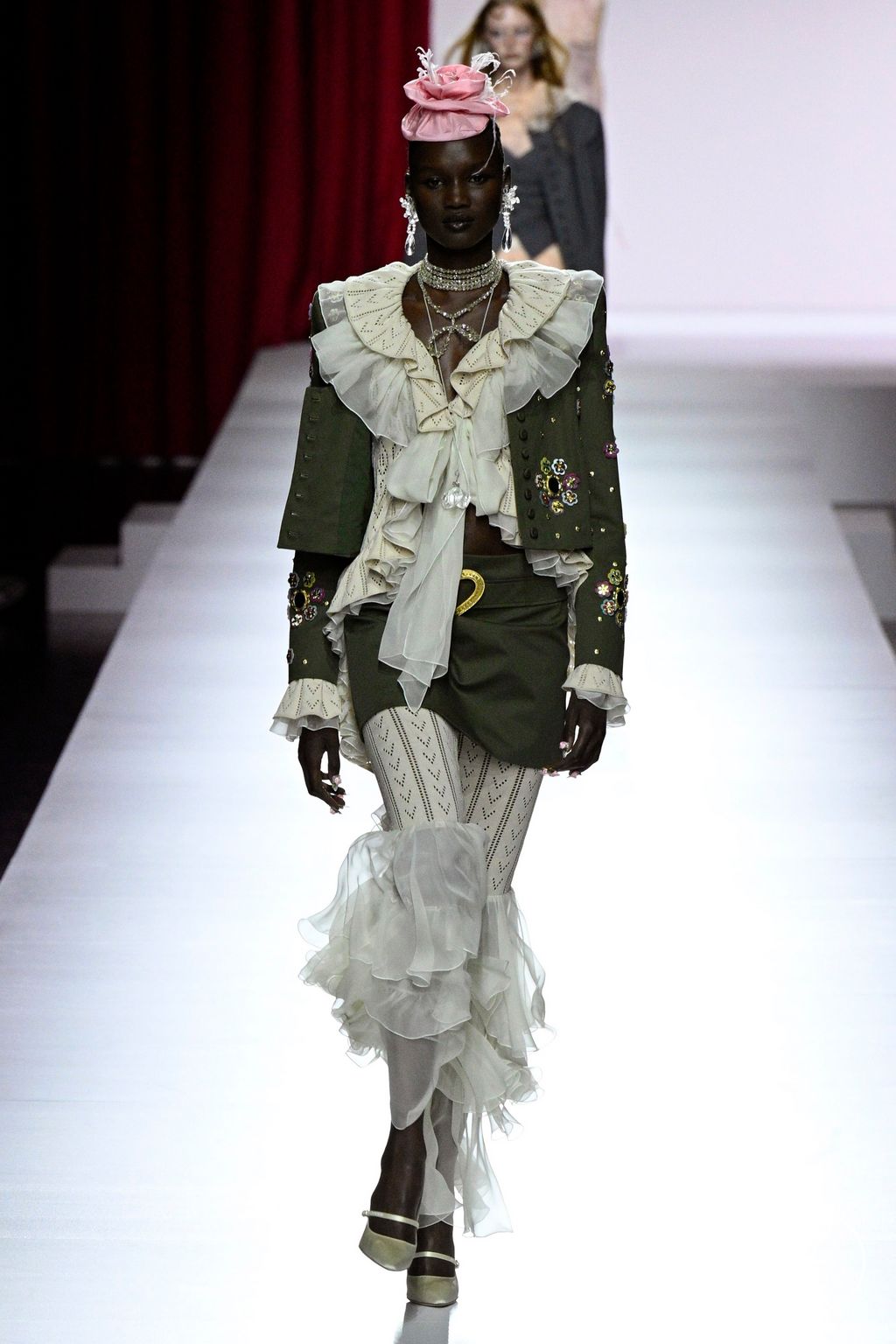 Fashion Week Milan Spring/Summer 2024 look 23 de la collection Moschino womenswear