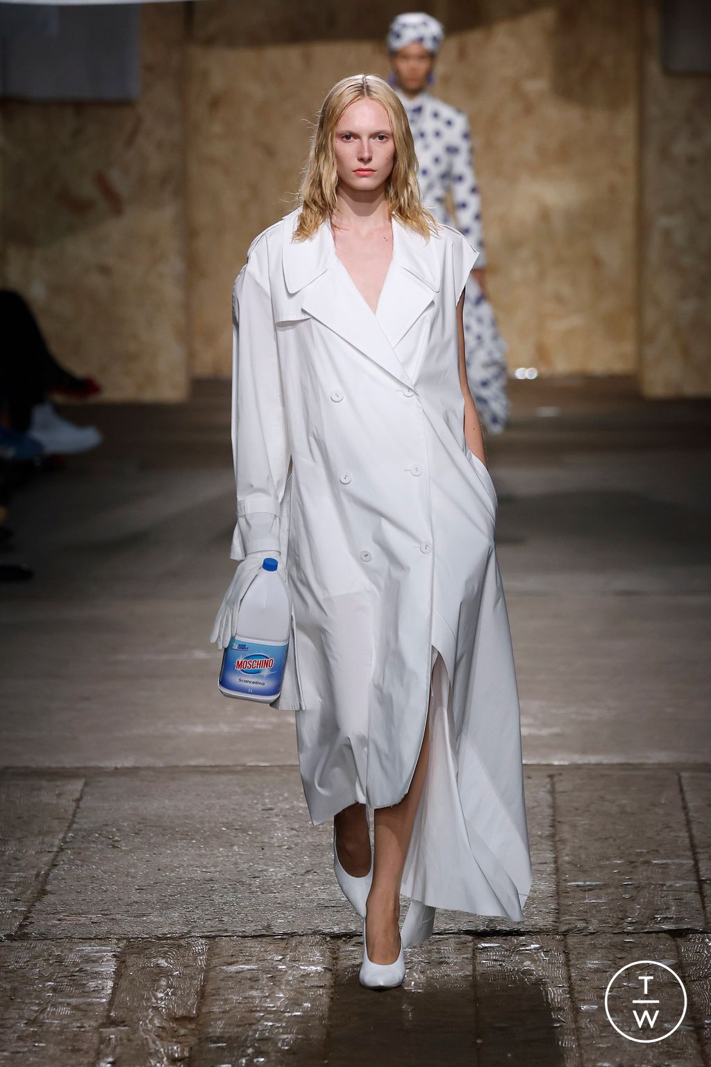 Fashion Week Milan Spring/Summer 2025 look 5 from the Moschino collection womenswear