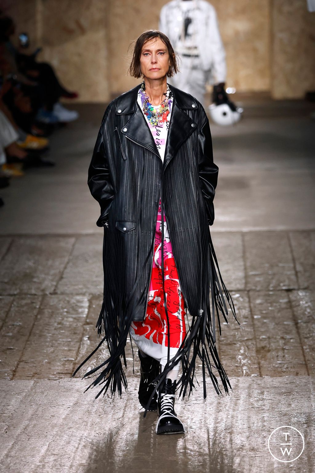 Fashion Week Milan Spring-Summer 2025 look 13 from the Moschino collection womenswear