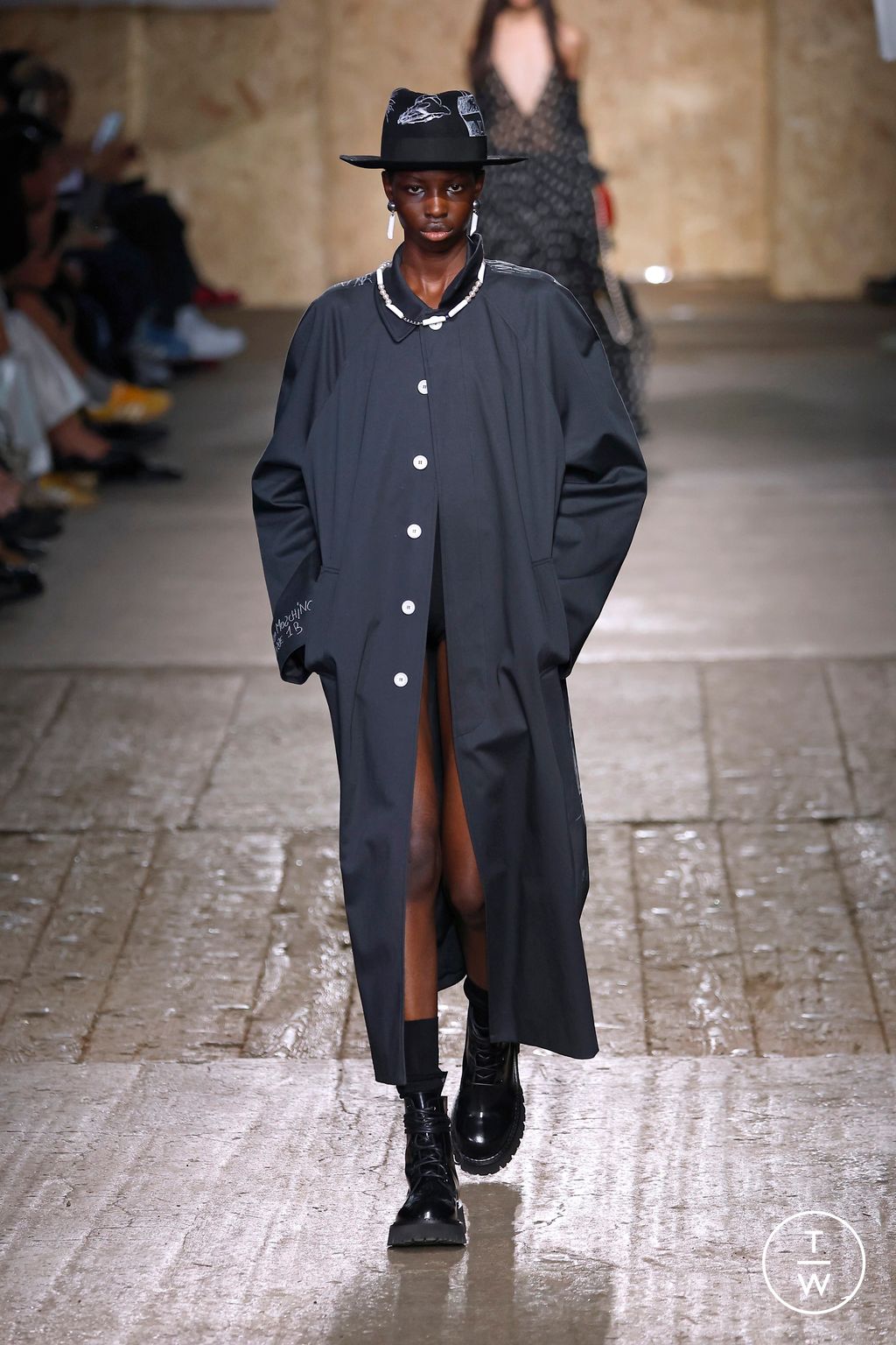 Fashion Week Milan Spring/Summer 2025 look 26 from the Moschino collection womenswear