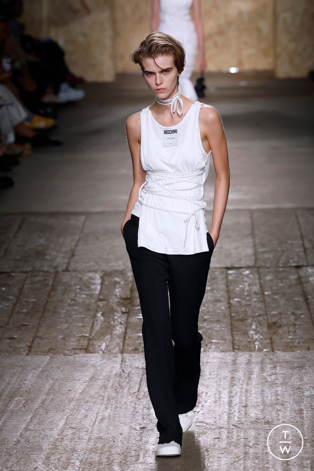 Fashion Week Milan Spring/Summer 2025 look 34 from the Moschino collection womenswear