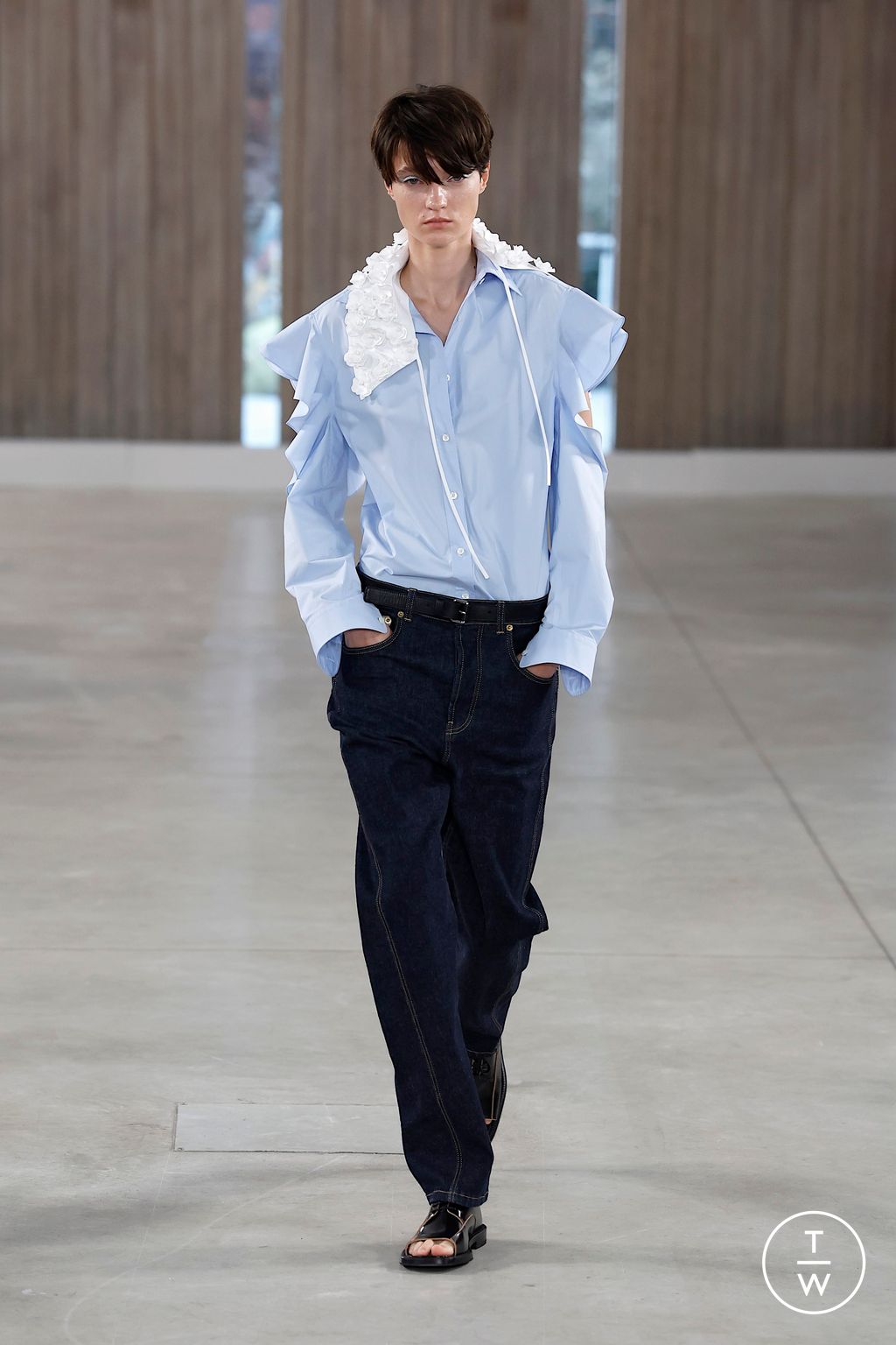 Fashion Week Milan Spring/Summer 2026 look 18 from the Moschino collection 女装