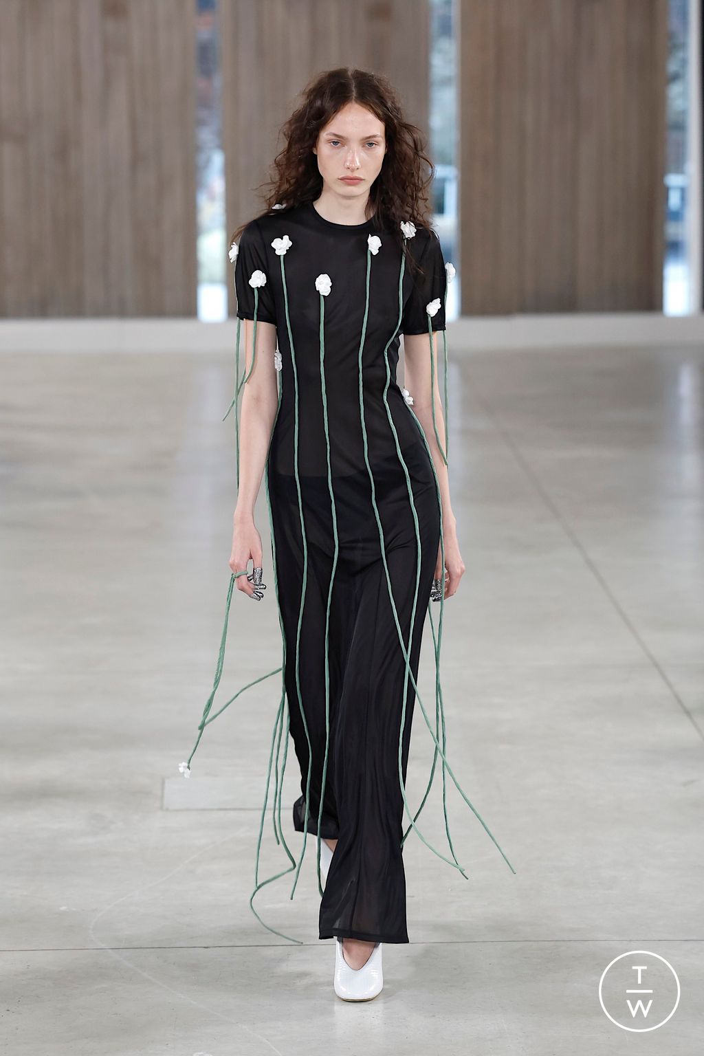 Fashion Week Milan Spring/Summer 2026 look 33 de la collection Moschino womenswear