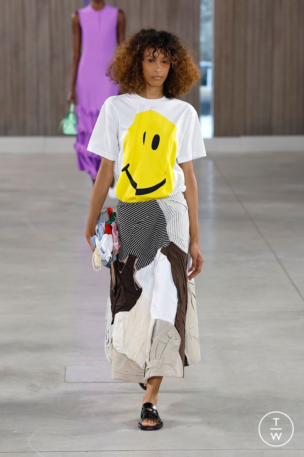 Fashion Week Milan Spring/Summer 2026 look 39 de la collection Moschino womenswear
