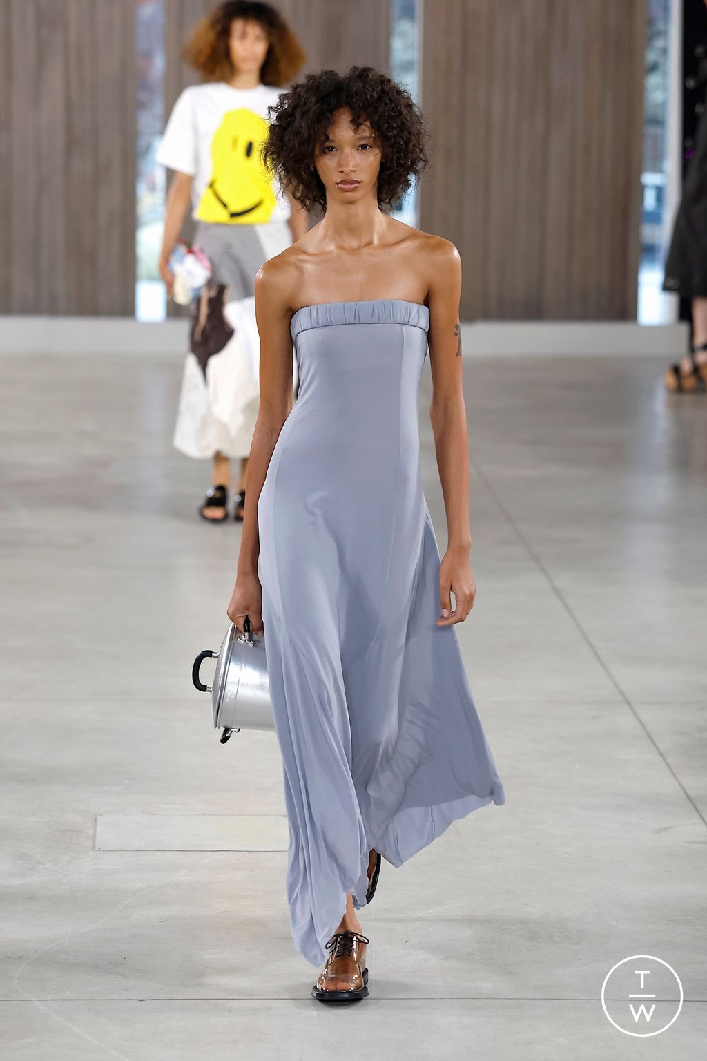 Fashion Week Milan Spring/Summer 2026 look 51 from the Moschino collection 女装