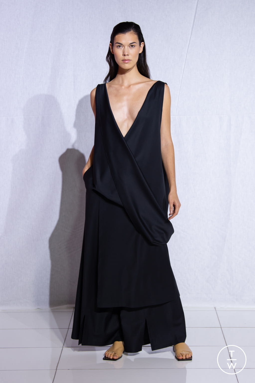Fashion Week Paris Spring/Summer 2021 look 11 de la collection Mossi womenswear