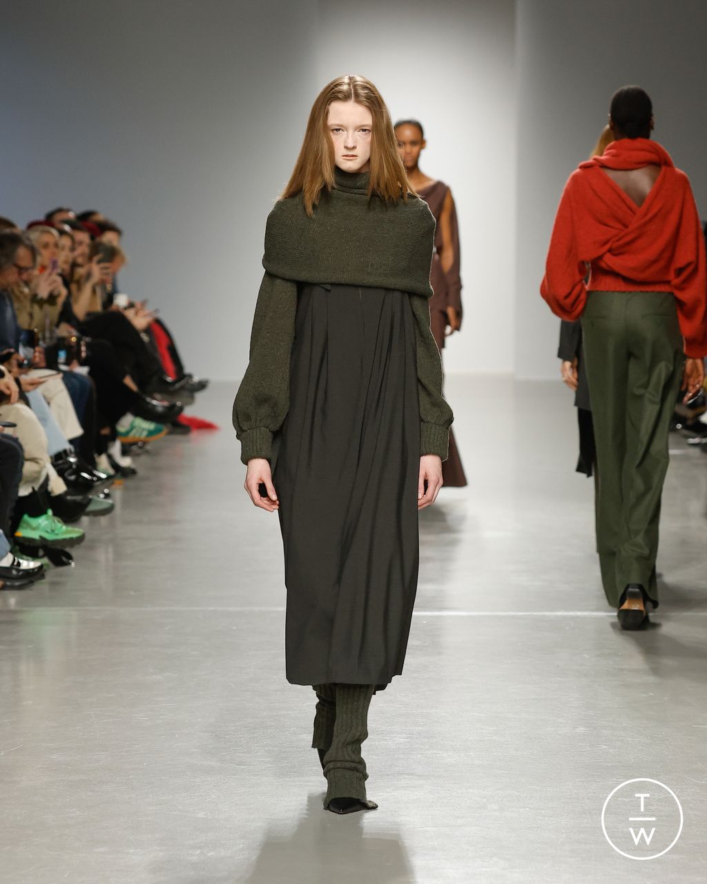 Fashion Week Paris Fall/Winter 2024 look 9 de la collection Mossi womenswear