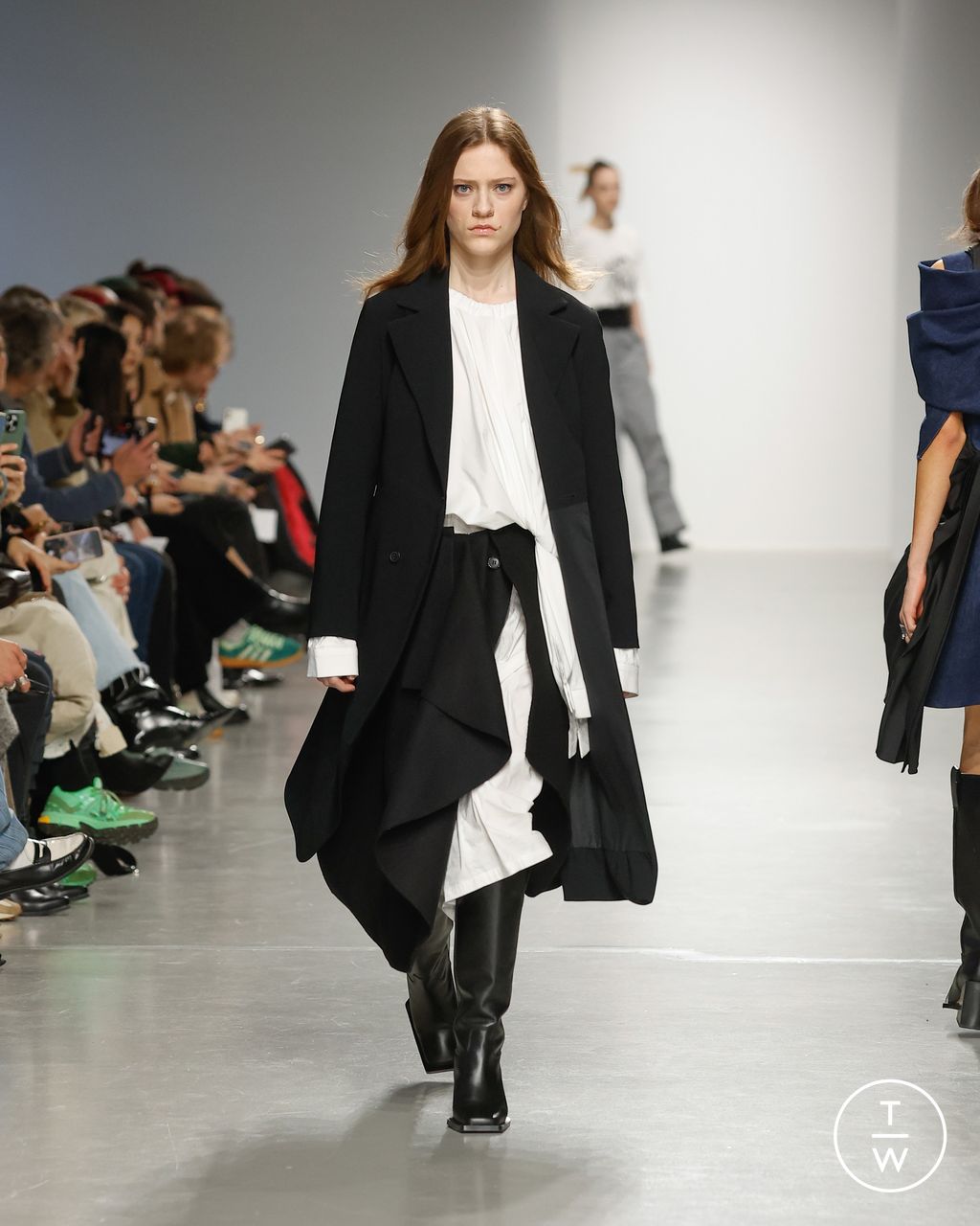 Fashion Week Paris Fall/Winter 2024 look 19 de la collection Mossi womenswear