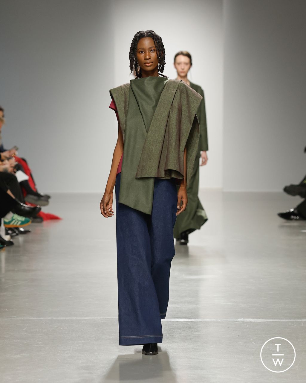 Fashion Week Paris Fall/Winter 2024 look 22 de la collection Mossi womenswear