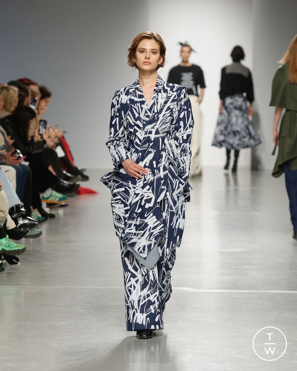 Fashion Week Paris Fall/Winter 2024 look 29 from the Mossi collection womenswear