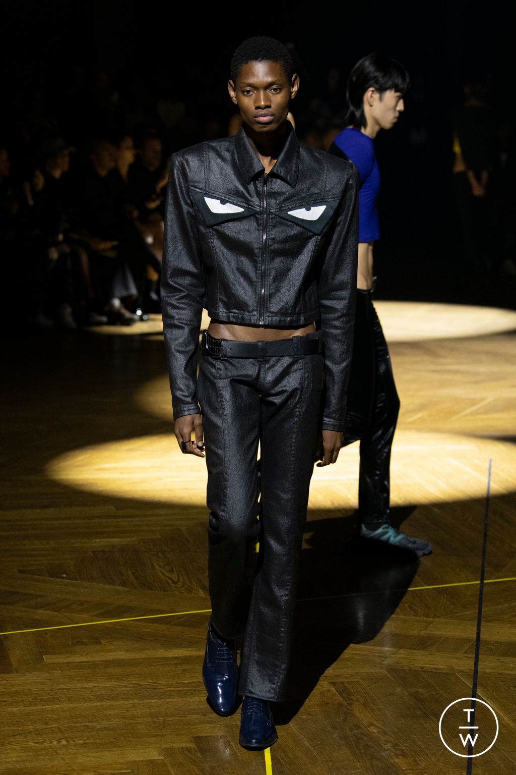 Fashion Week Paris Spring/Summer 2023 look 19 from the MOWALOLA collection menswear