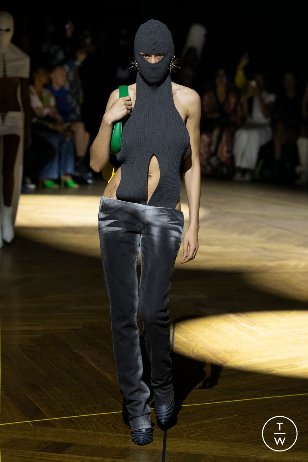 Fashion Week Paris Spring/Summer 2023 look 27 from the MOWALOLA collection menswear