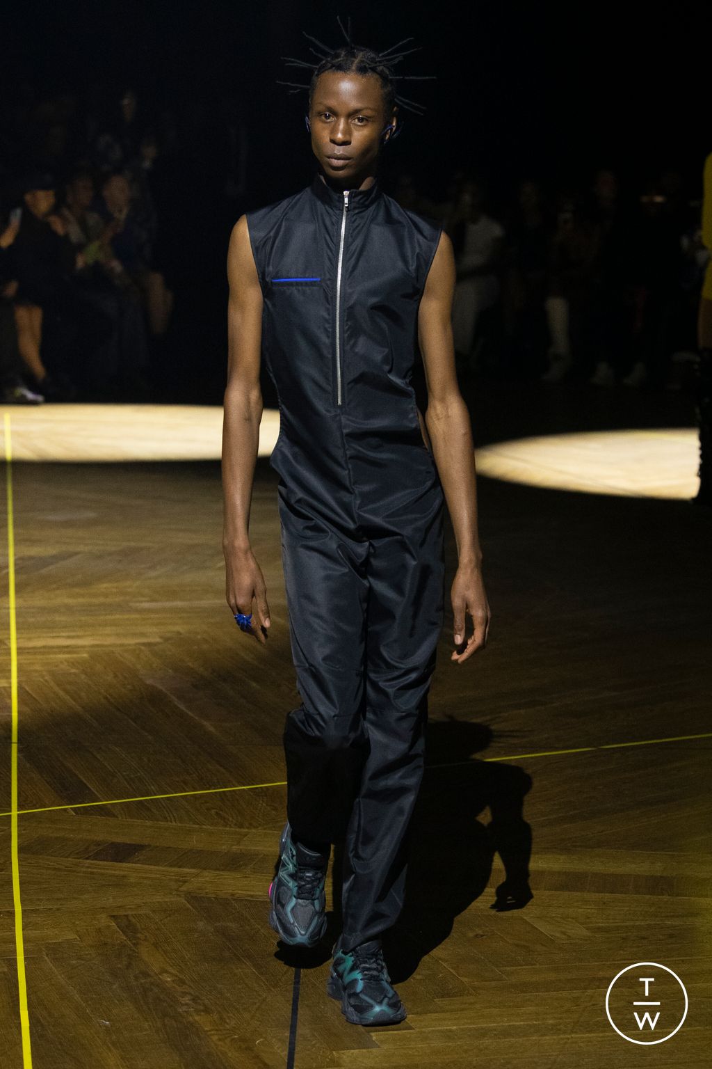 Fashion Week Paris Spring/Summer 2023 look 34 from the MOWALOLA collection menswear