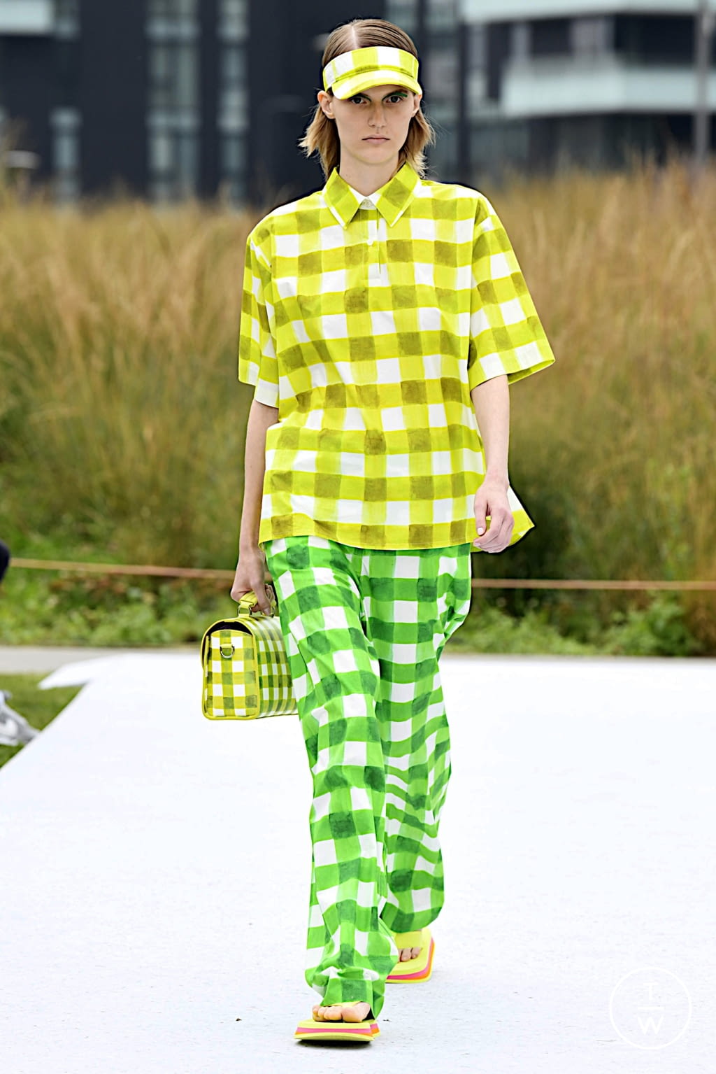 Fashion Week Milan Spring/Summer 2022 look 38 from the MSGM collection 女装