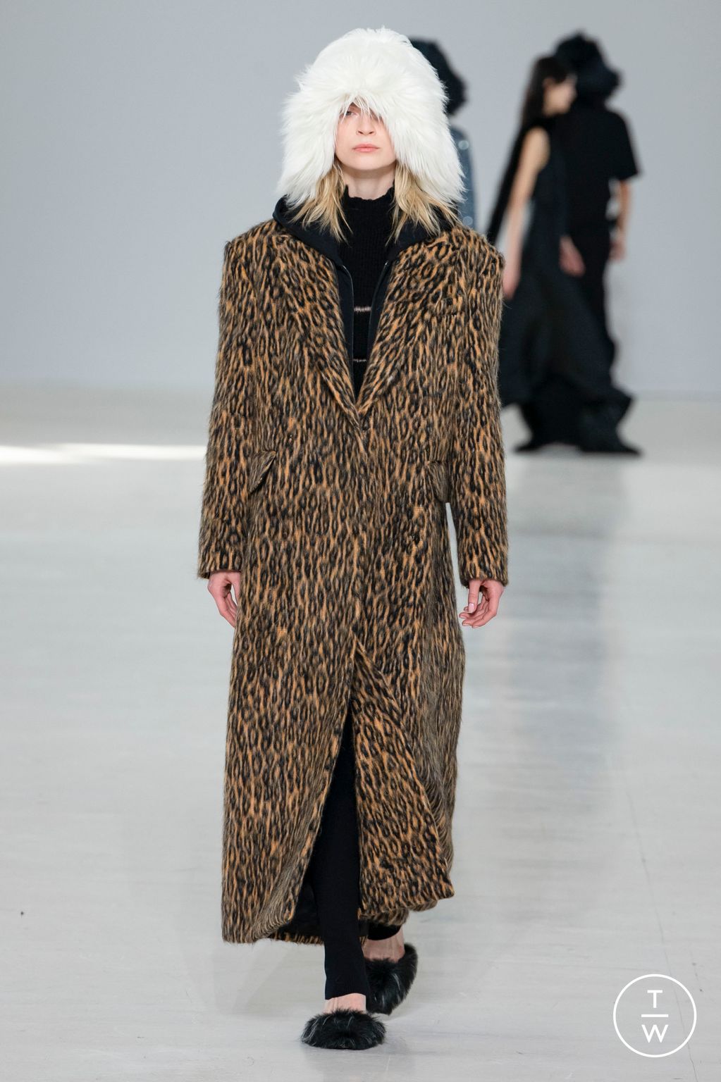 Fashion Week Milan Fall/Winter 2023 look 13 from the MSGM collection 女装