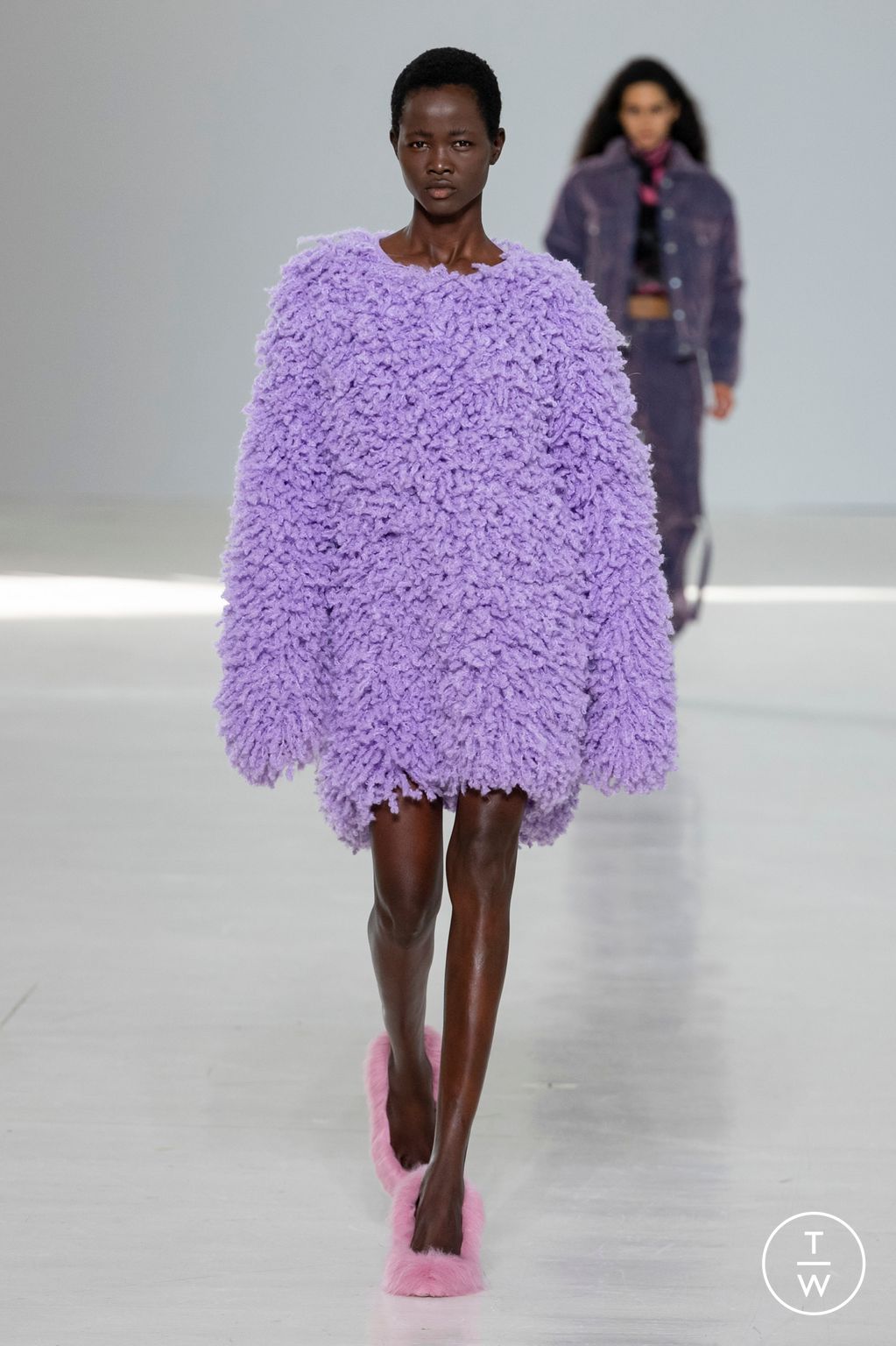 Fashion Week Milan Fall/Winter 2023 look 30 from the MSGM collection womenswear