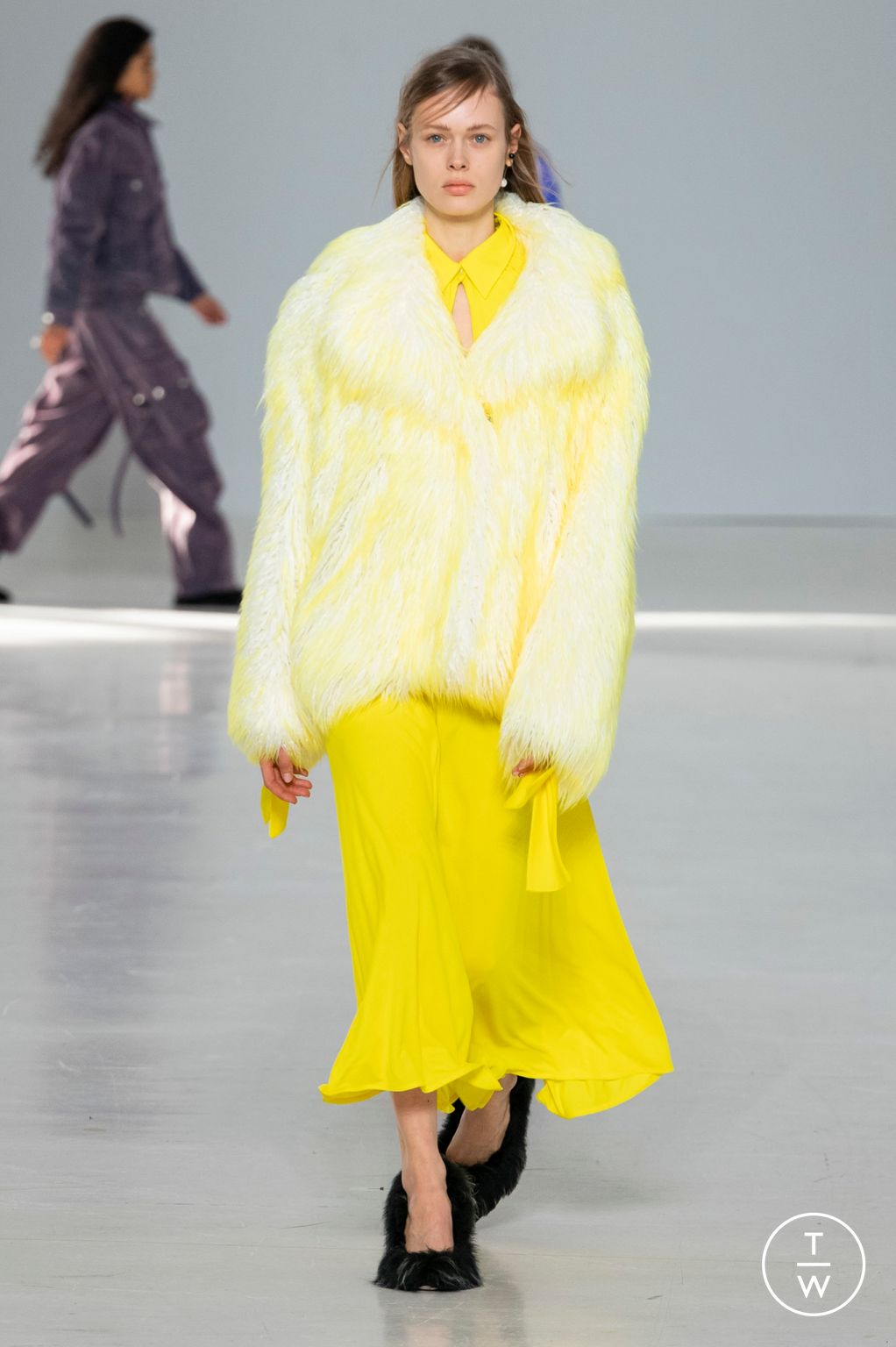 Fashion Week Milan Fall/Winter 2023 look 36 from the MSGM collection 女装