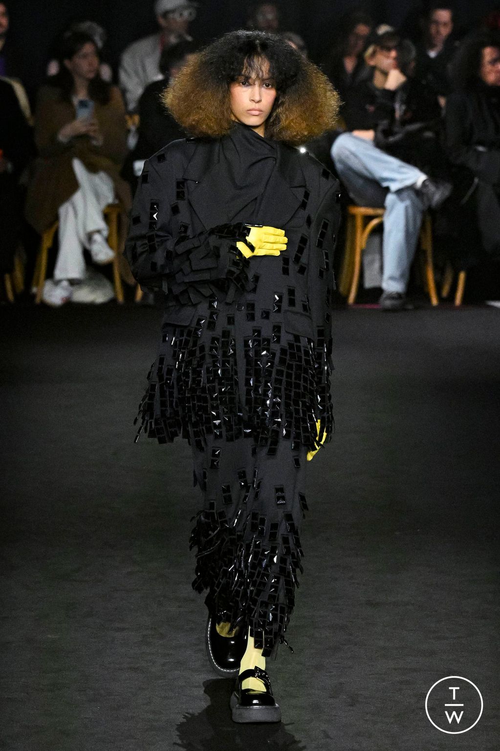 Fashion Week Milan Fall/Winter 2024 look 2 de la collection MSGM womenswear