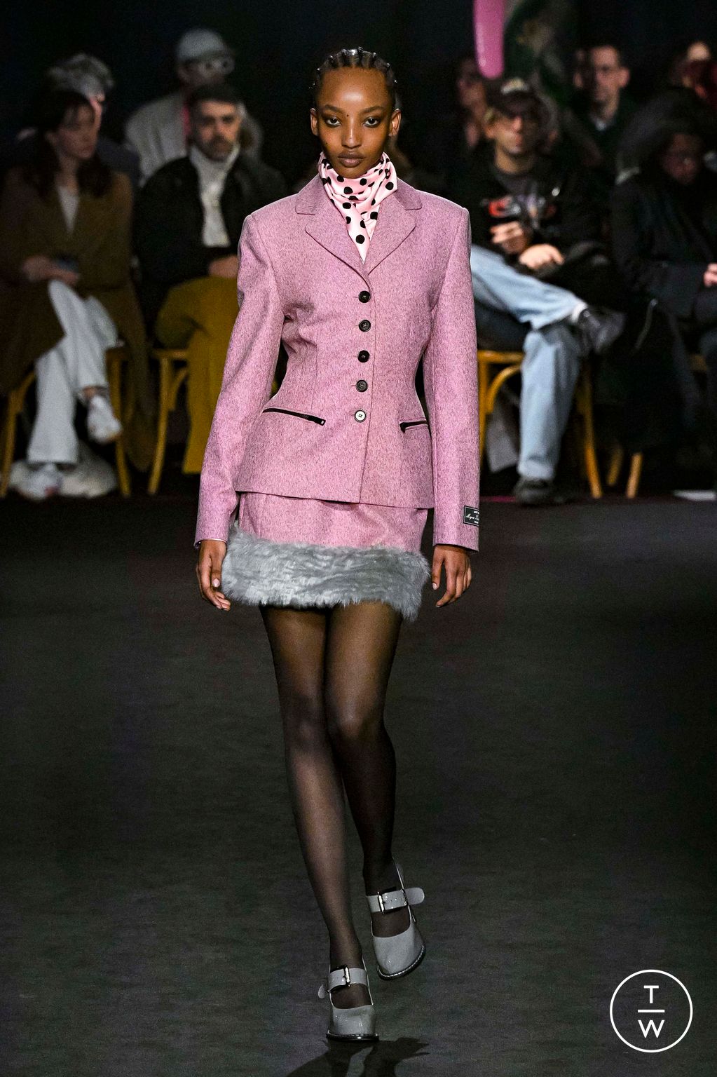 Fashion Week Milan Fall/Winter 2024 look 41 from the MSGM collection 女装
