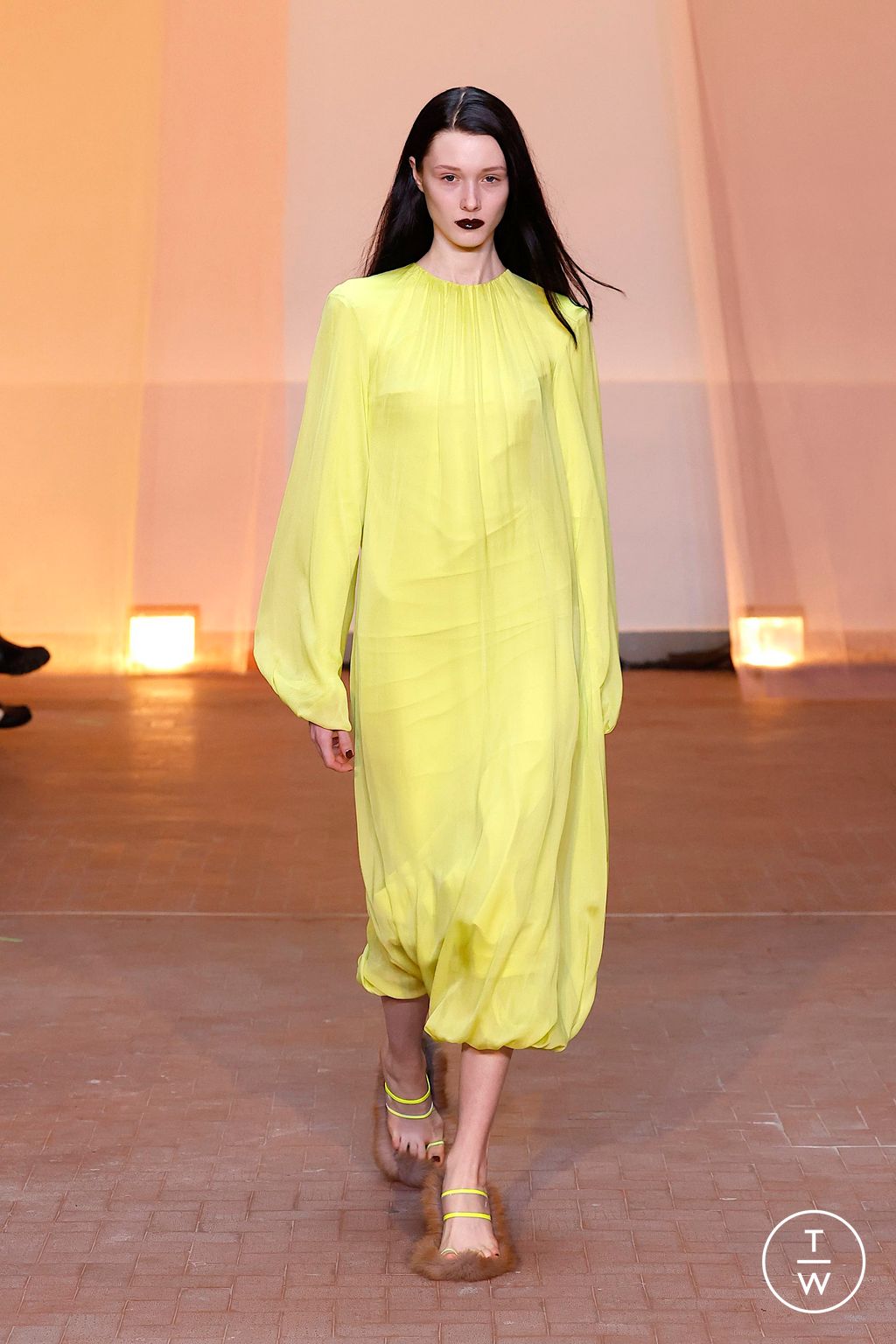 Fashion Week Milan Fall/Winter 2025 look 14 from the MSGM collection womenswear