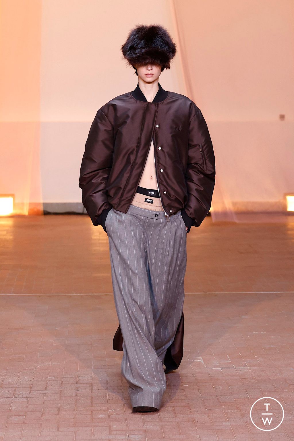 Fashion Week Milan Fall/Winter 2025 look 15 from the MSGM collection 女装