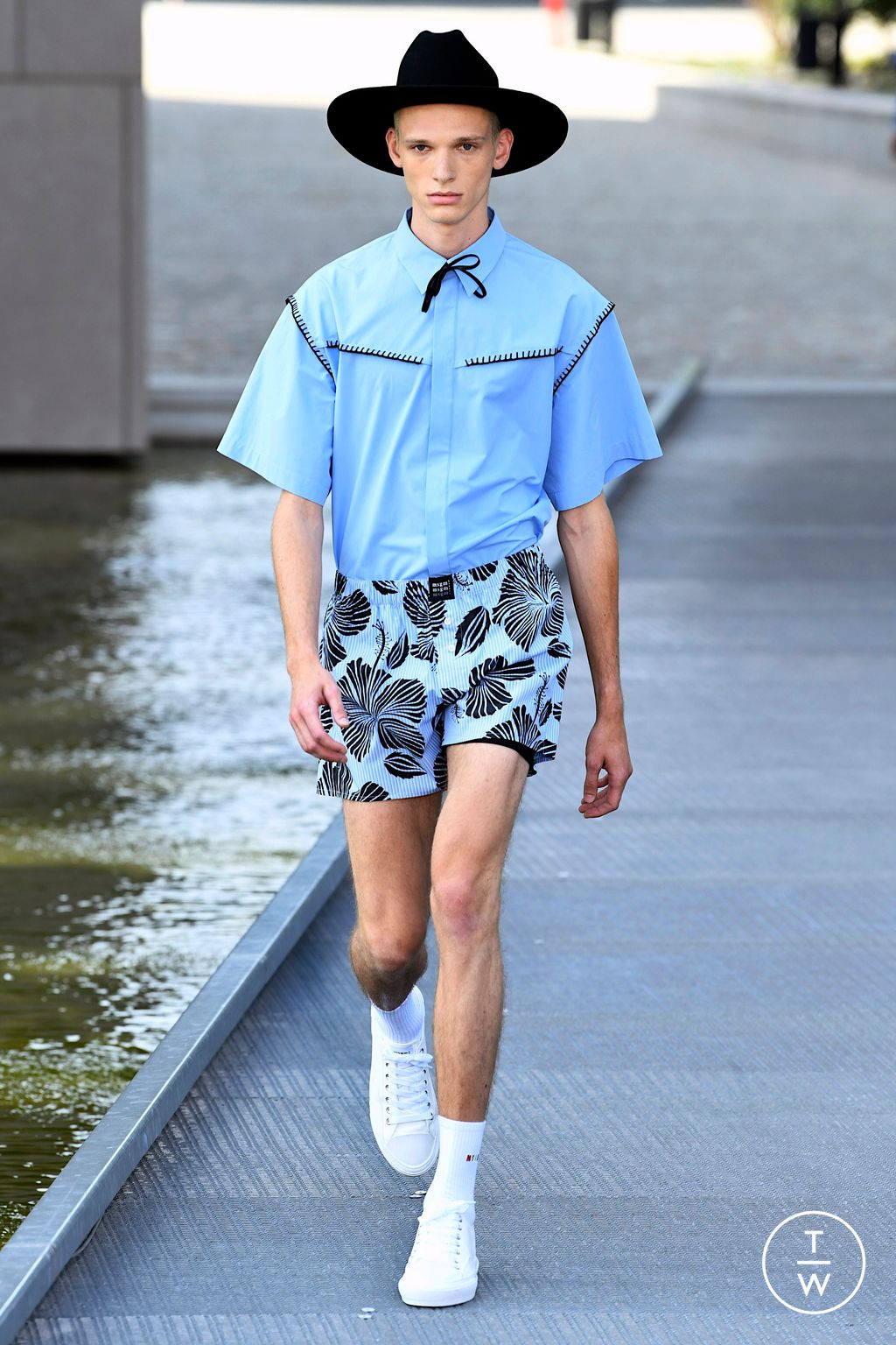 Fashion Week Milan Spring/Summer 2023 look 7 from the MSGM collection menswear