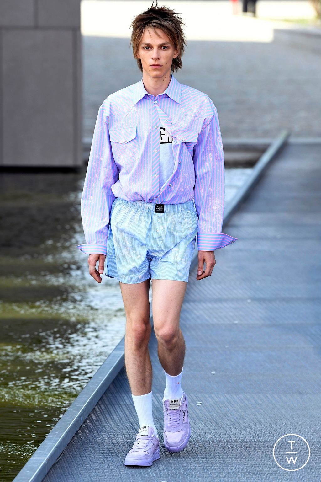 Fashion Week Milan Spring/Summer 2023 look 16 from the MSGM collection 男装