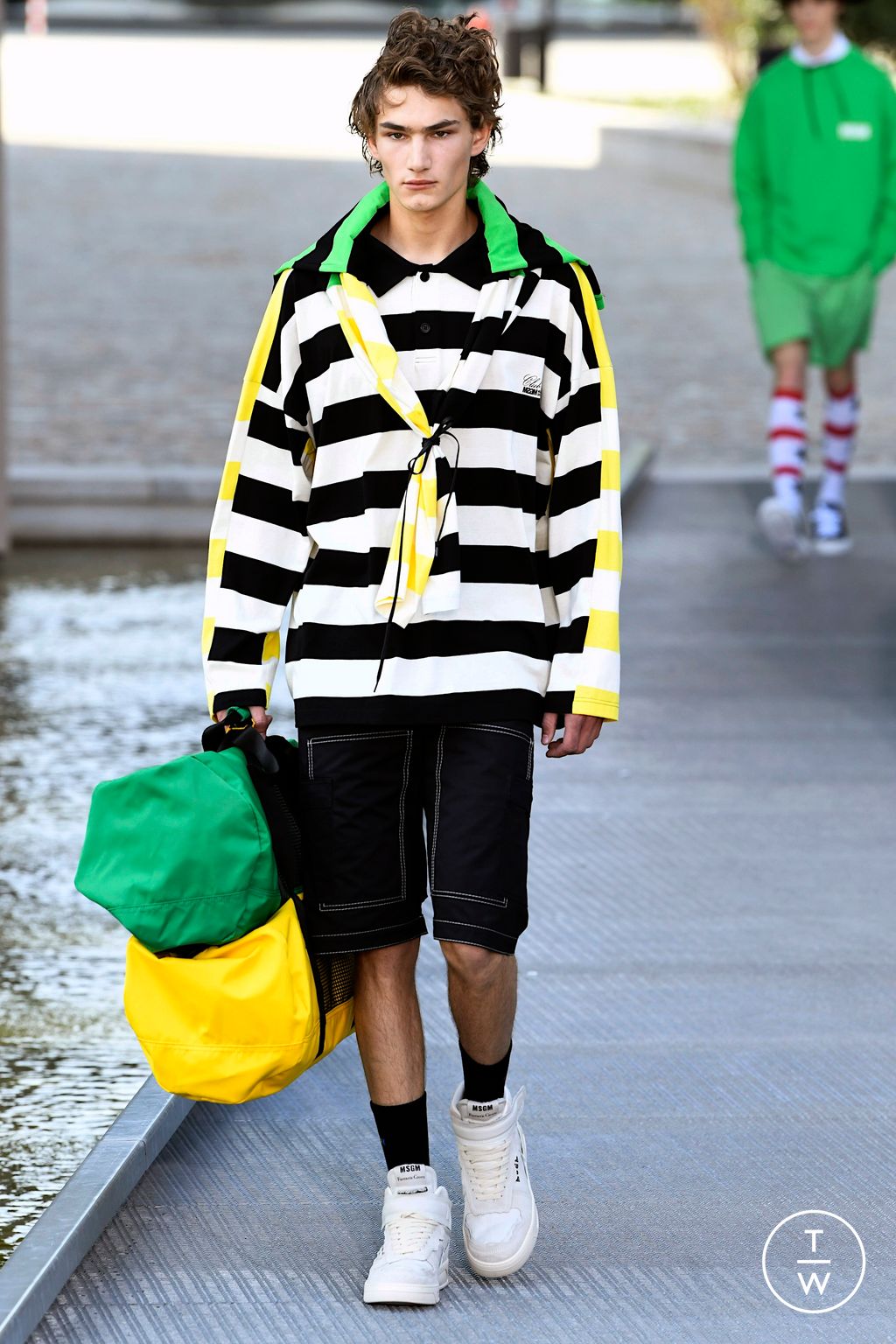 Fashion Week Milan Spring/Summer 2023 look 18 from the MSGM collection menswear