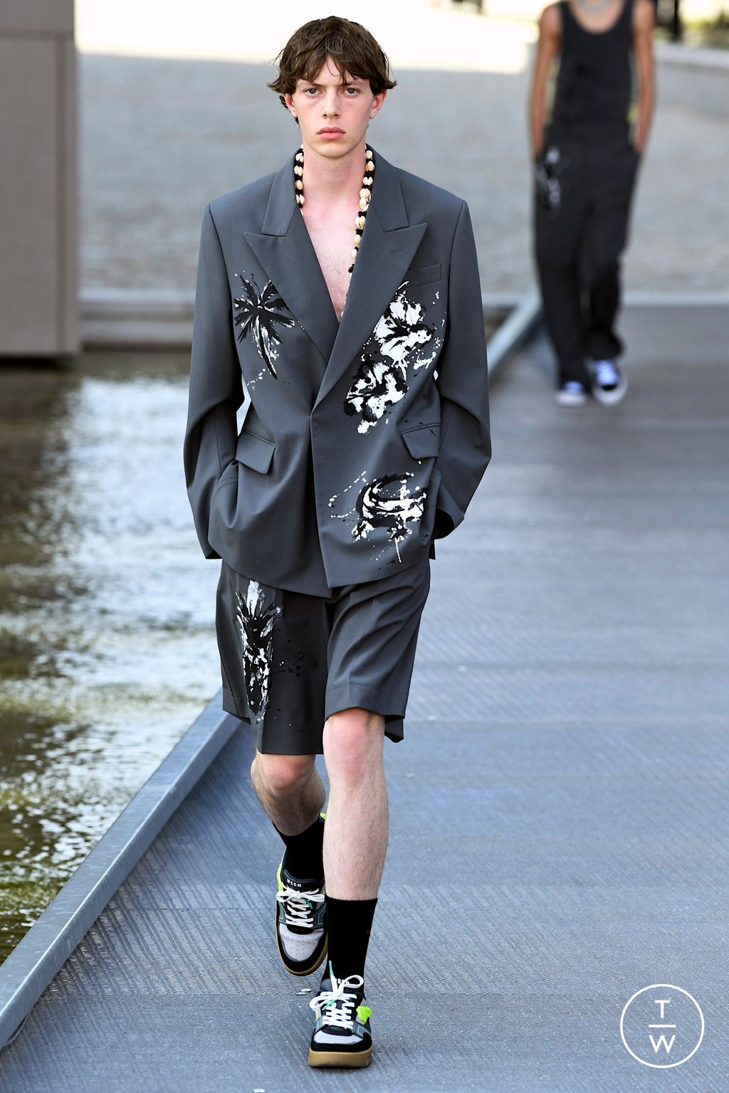 Fashion Week Milan Spring/Summer 2023 look 30 from the MSGM collection menswear