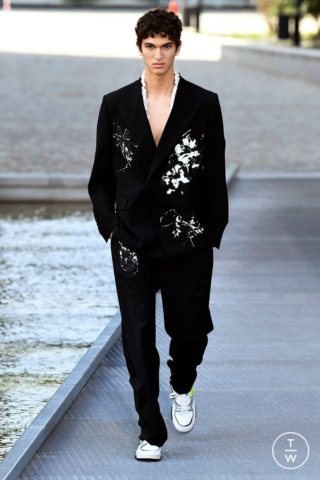Fashion Week Milan Spring/Summer 2023 look 31 from the MSGM collection 男装