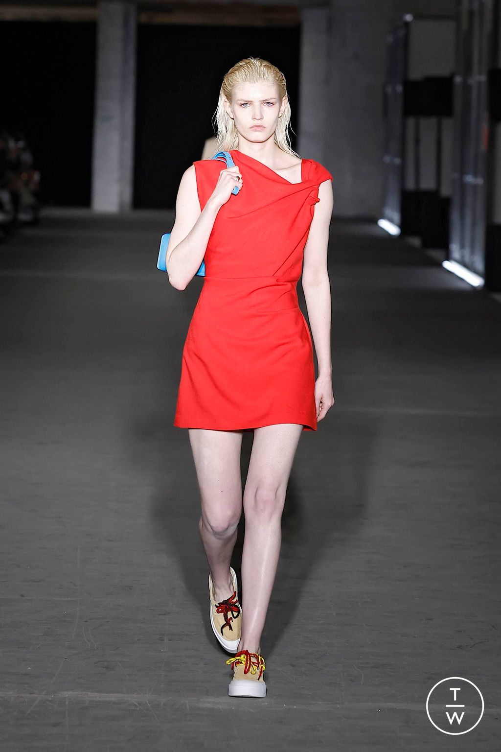 Fashion Week Milan Spring-Summer 2025 look 2 de la collection MSGM menswear
