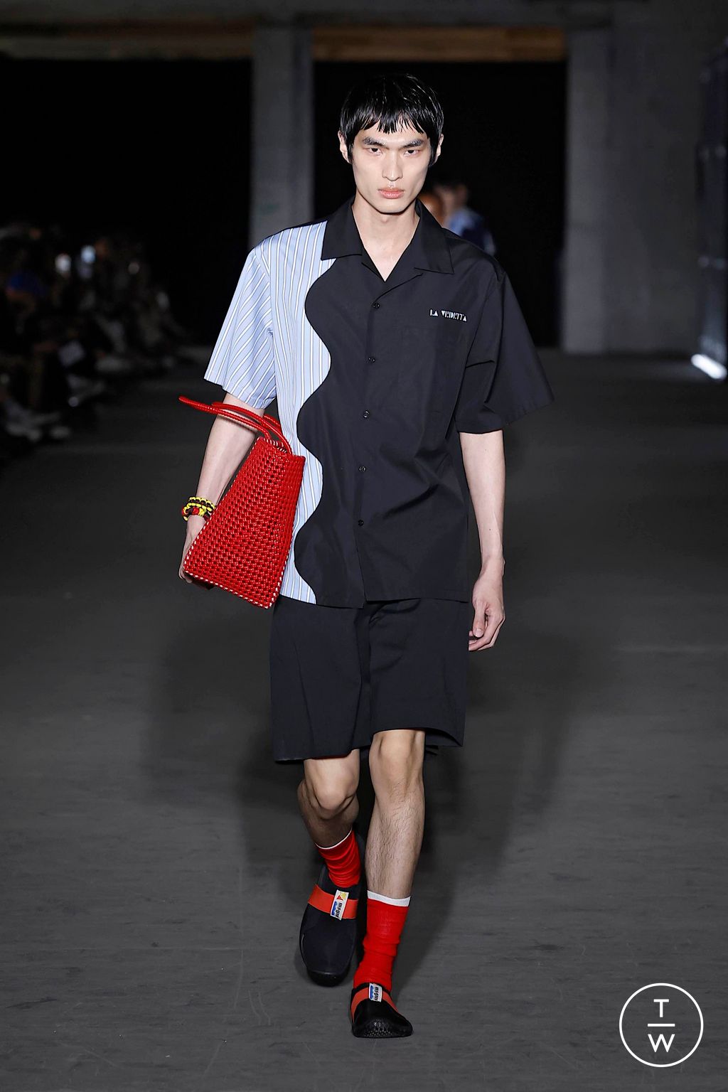 Fashion Week Milan Spring-Summer 2025 look 22 from the MSGM collection 男装