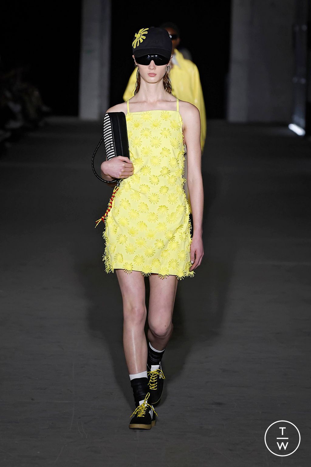 Fashion Week Milan Spring-Summer 2025 look 47 from the MSGM collection 男装