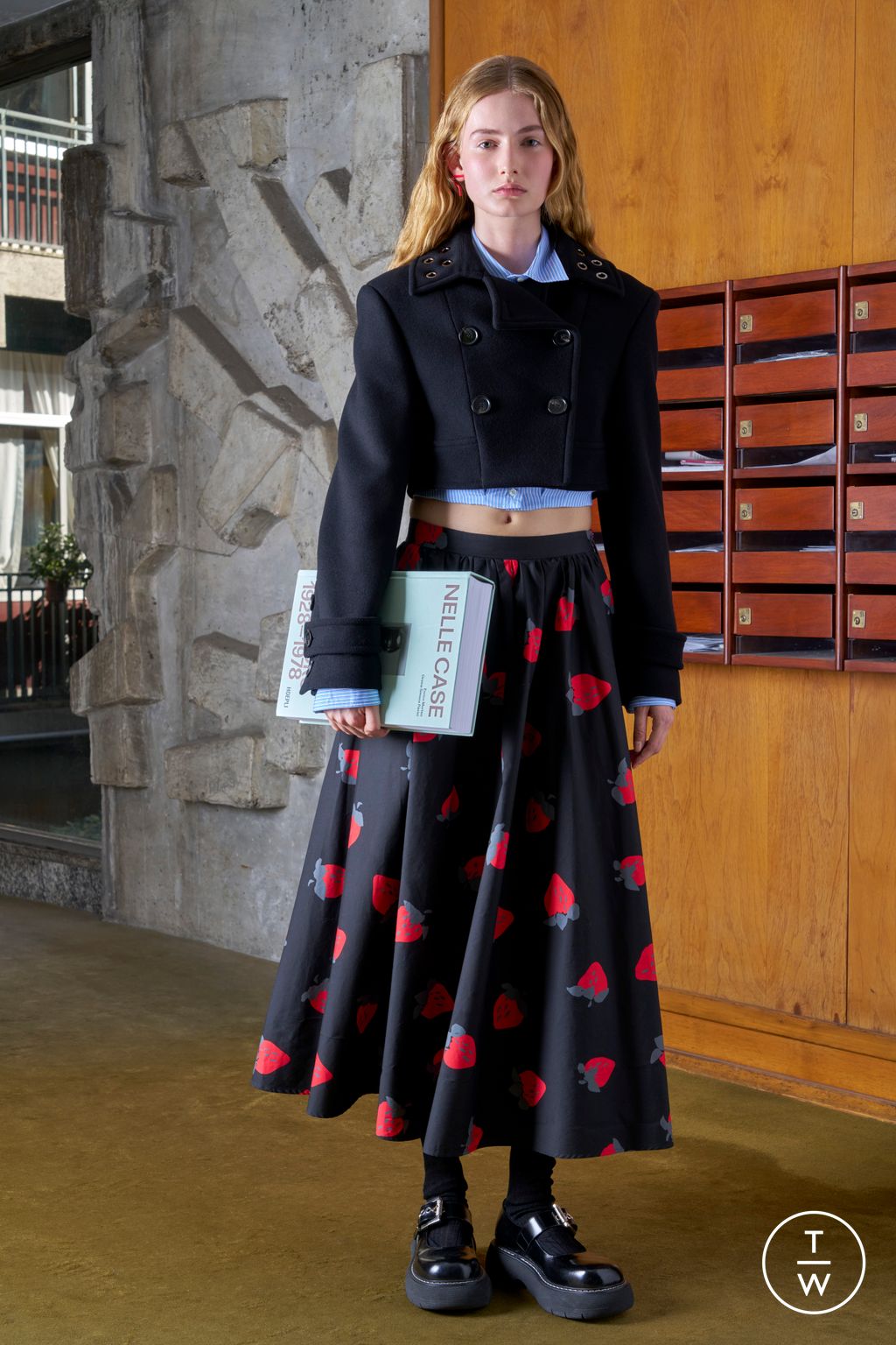 Fashion Week Milan Pre-Fall 2024 look 14 from the MSGM collection 女装