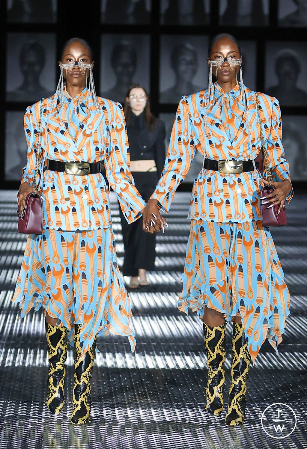 Fashion Week Milan Spring/Summer 2023 look 19 from the Gucci collection womenswear