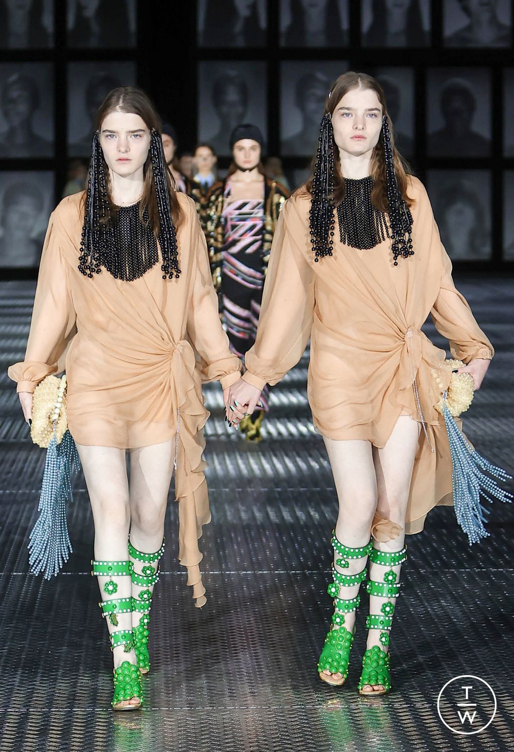 Fashion Week Milan Spring/Summer 2023 look 36 from the Gucci collection womenswear