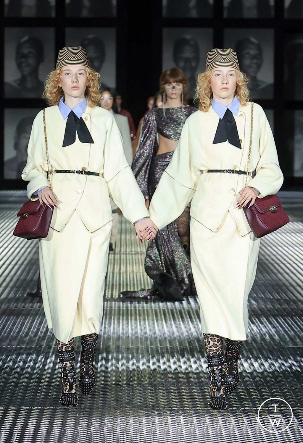 Fashion Week Milan Spring/Summer 2023 look 40 from the Gucci collection womenswear