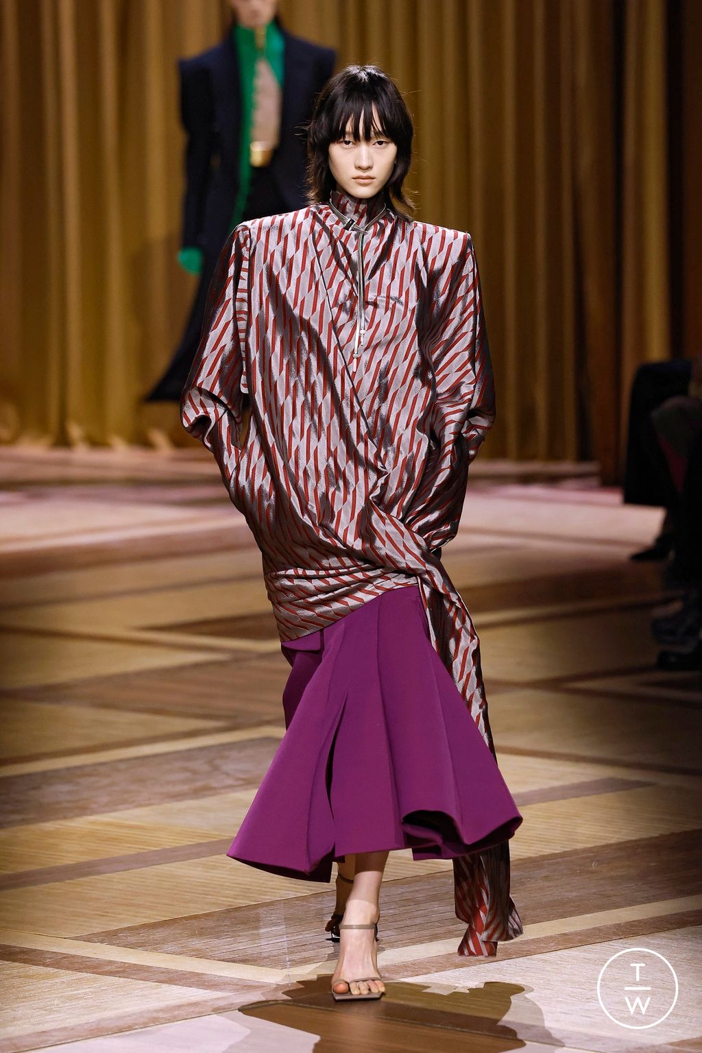 Fashion Week Paris Fall/Winter 2026 look 9 from the Mugler collection womenswear