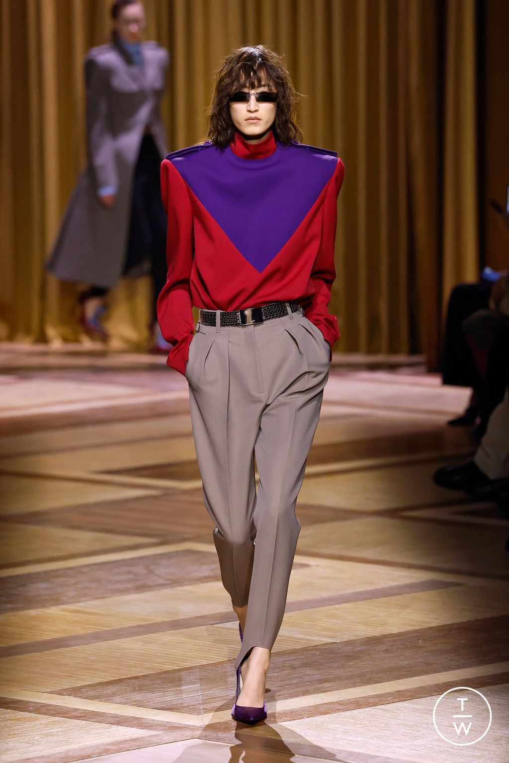 Fashion Week Paris Fall/Winter 2026 look 16 from the Mugler collection womenswear