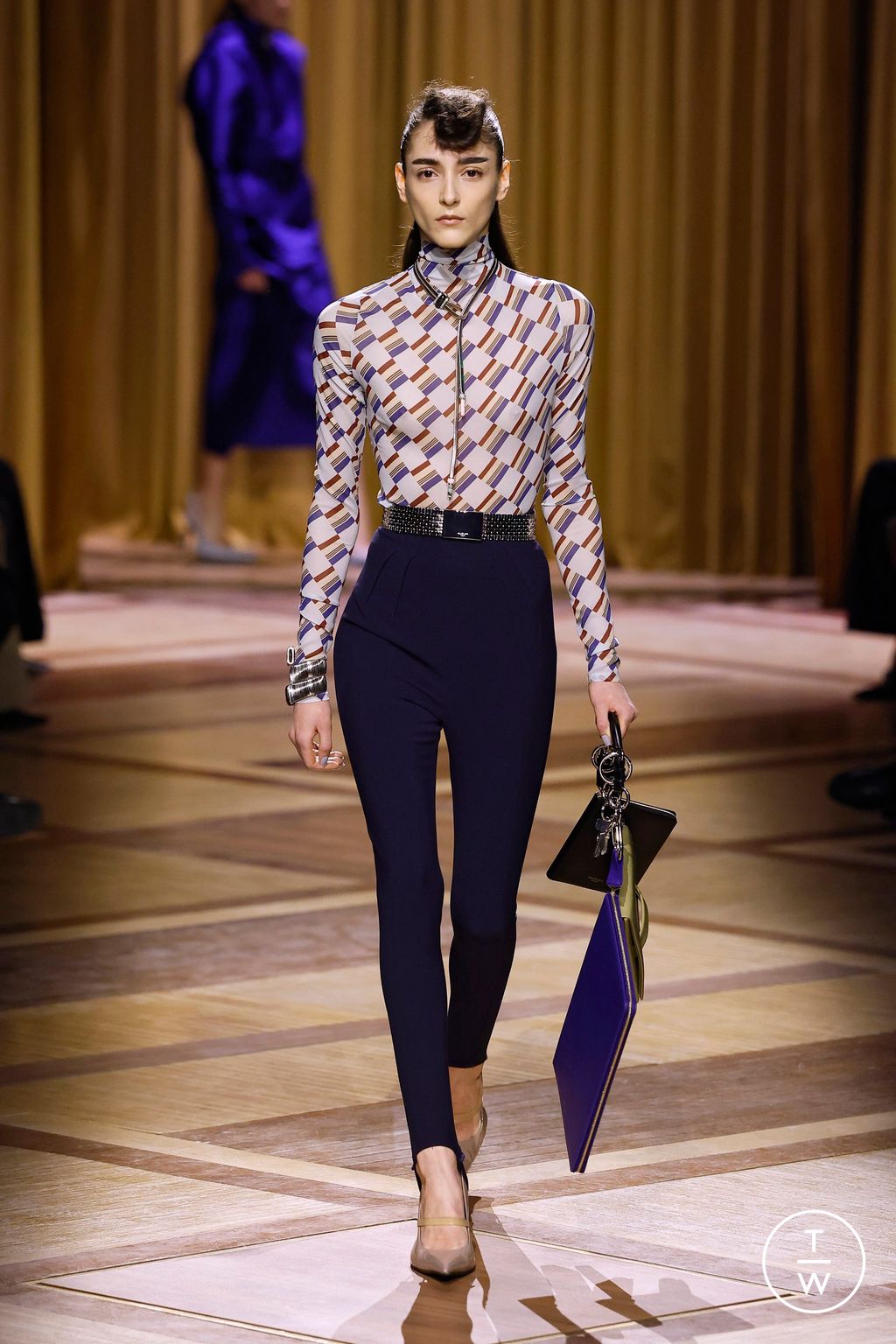 Fashion Week Paris Fall/Winter 2026 look 18 from the Mugler collection womenswear