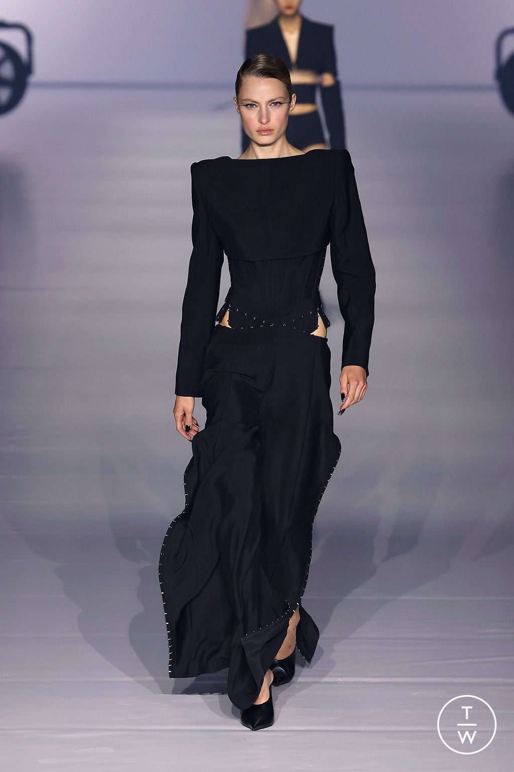 Fashion Week Paris Spring/Summer 2024 look 4 from the Mugler collection 女装