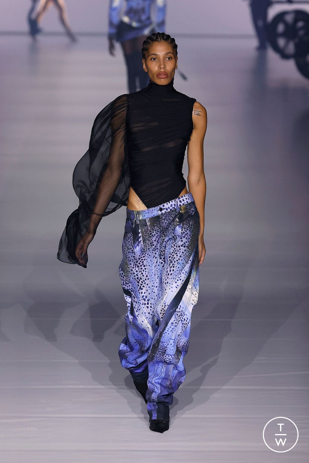 Fashion Week Paris Spring/Summer 2024 look 15 from the Mugler collection womenswear