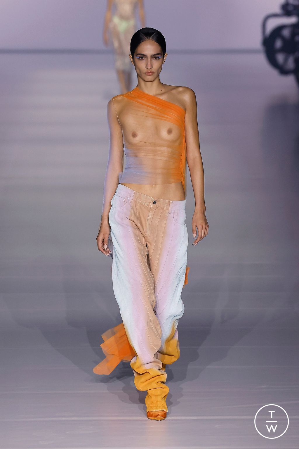 Fashion Week Paris Spring/Summer 2024 look 21 de la collection Mugler womenswear