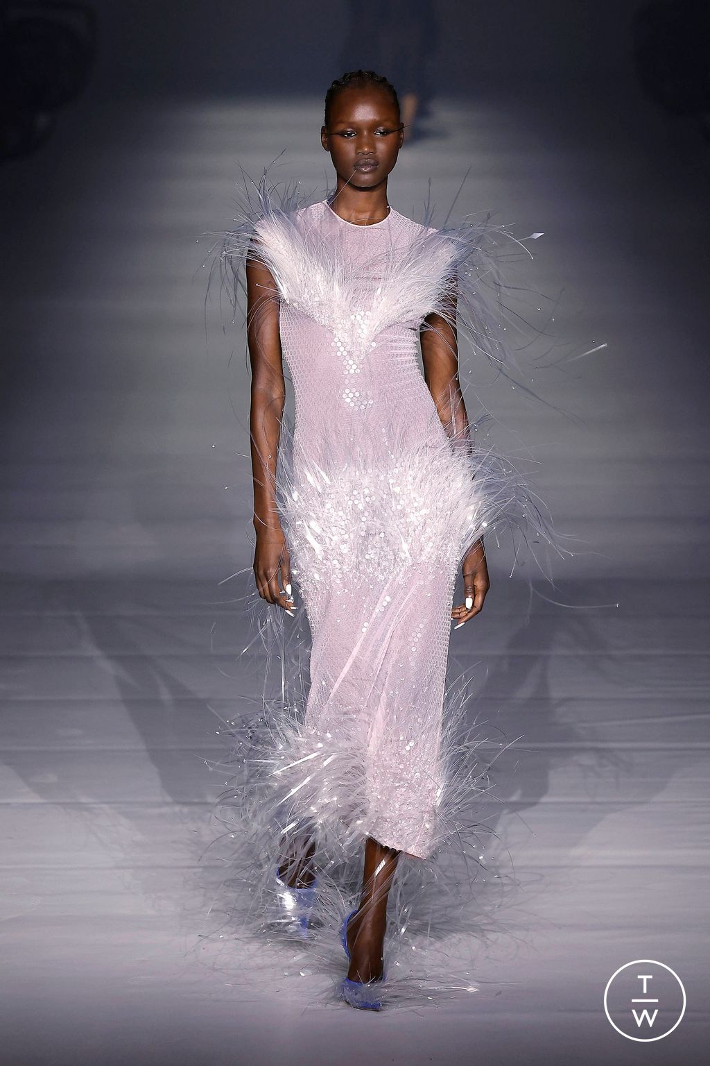 Fashion Week Paris Spring/Summer 2024 look 25 from the Mugler collection womenswear