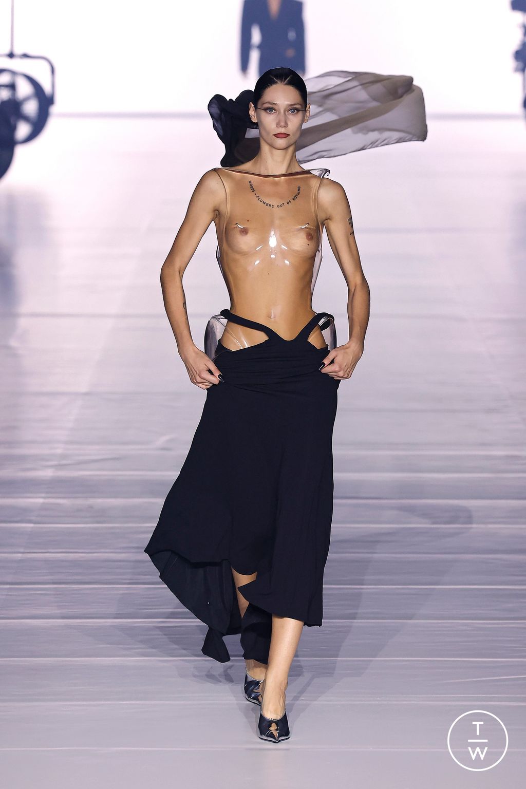 Fashion Week Paris Spring/Summer 2024 look 34 from the Mugler collection womenswear