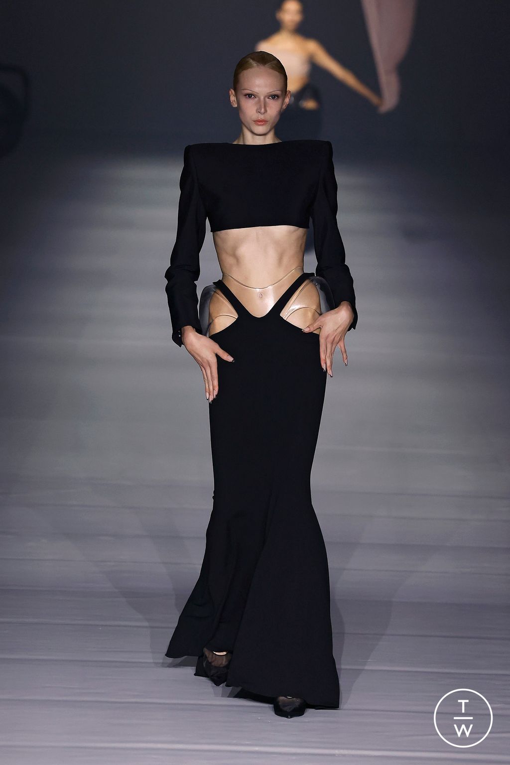 Fashion Week Paris Spring/Summer 2024 look 36 de la collection Mugler womenswear