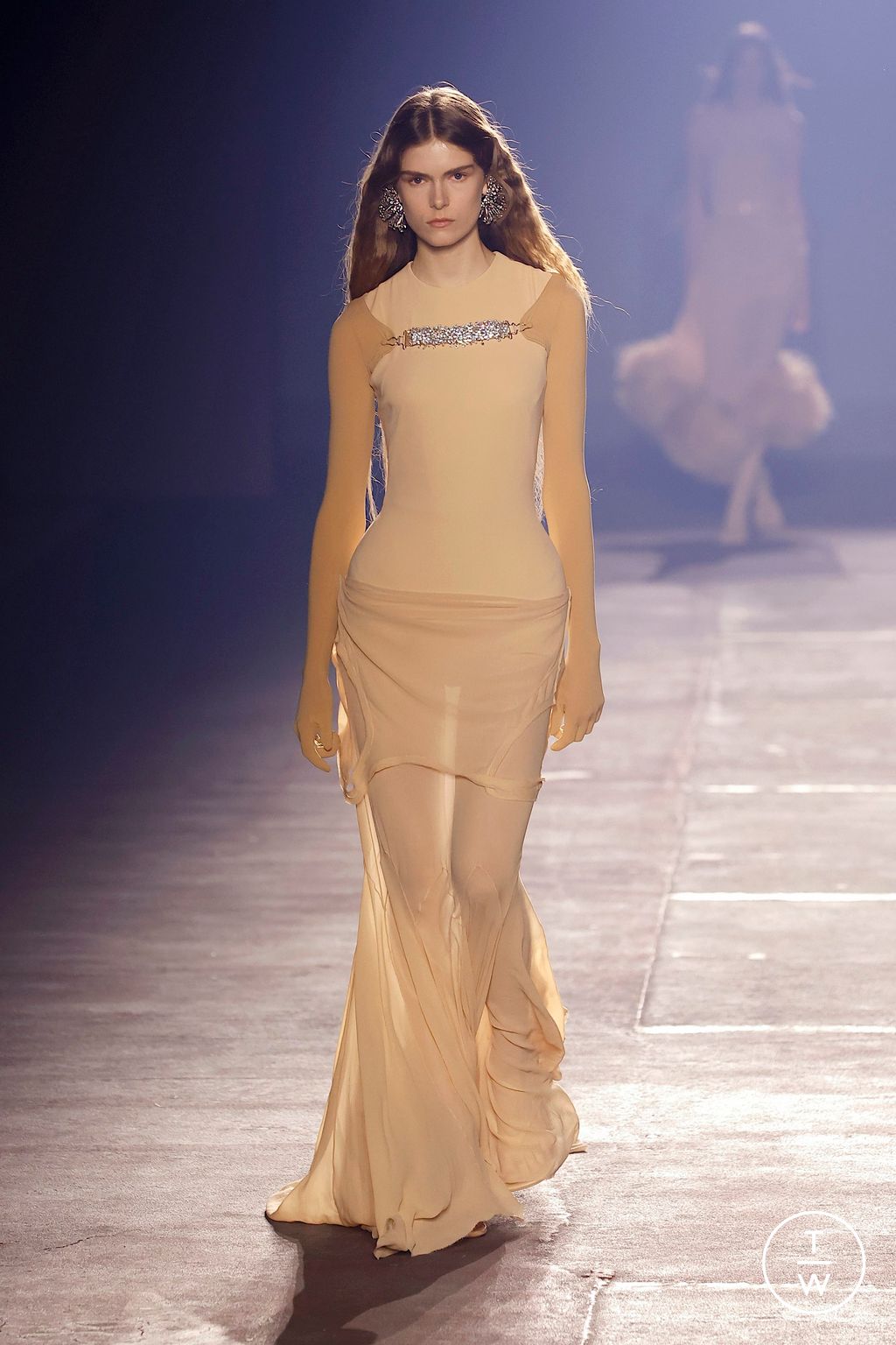 Fashion Week Paris Spring/Summer 2026 look 24 from the Mugler collection womenswear