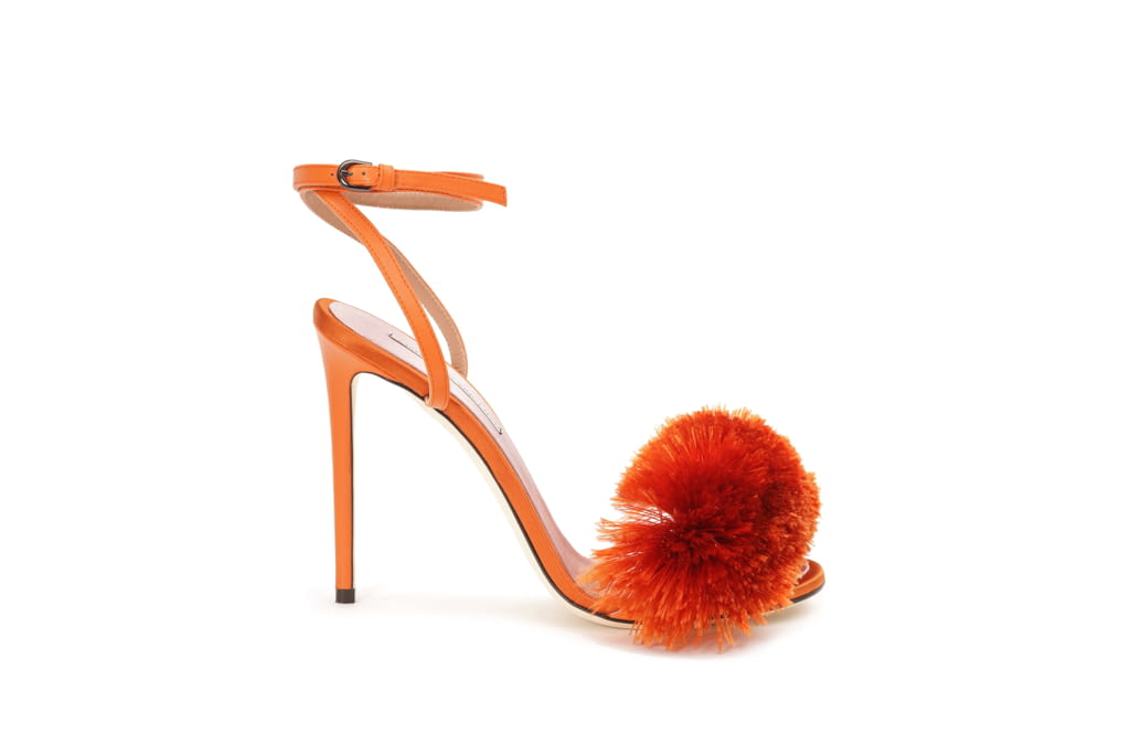 Fashion Week Milan Spring/Summer 2018 look 27 from the Marco de Vincenzo collection womenswear accessories