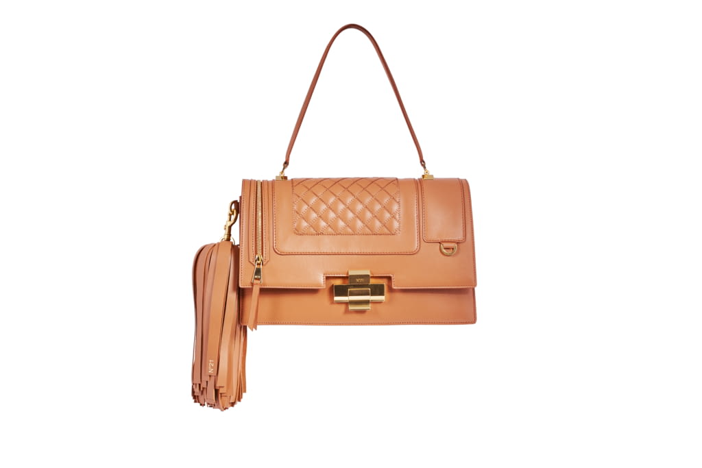 Fashion Week Milan Fall/Winter 2018 look 7 from the N°21 collection womenswear accessories